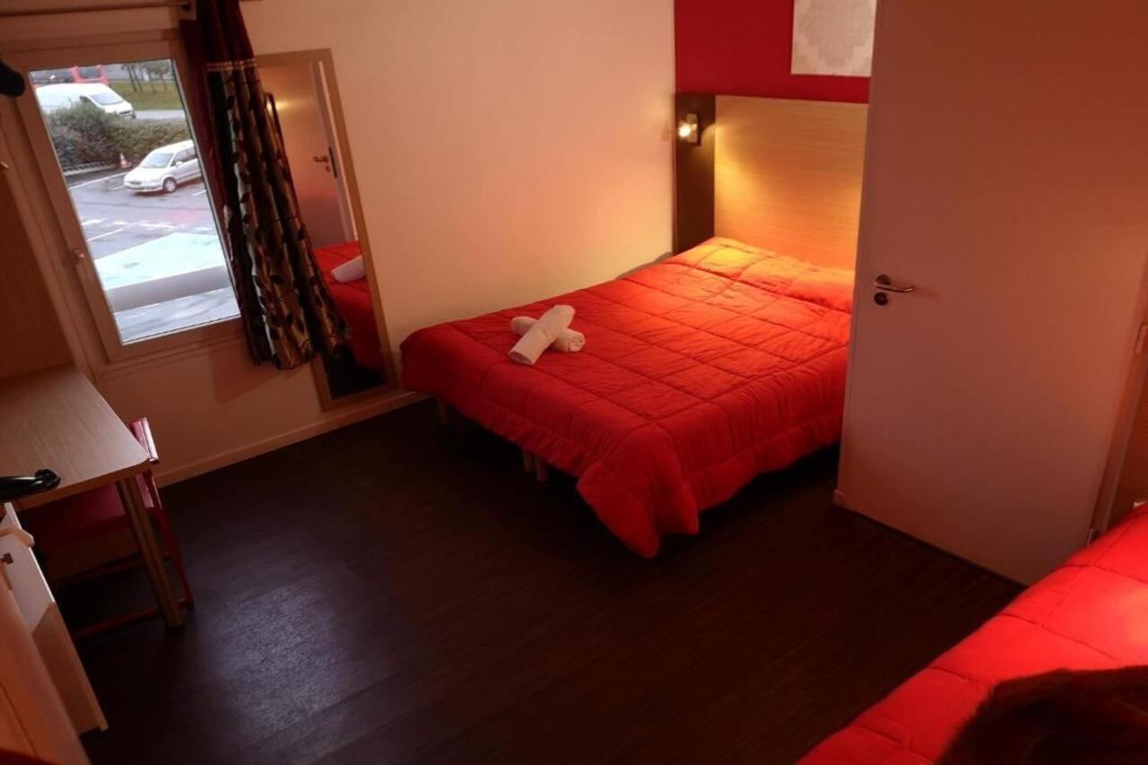 Kyriad Direct Claye-Souilly-Roissy Cdg Екстер'єр фото